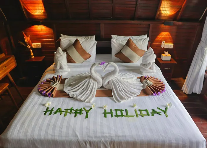 Kelingking Terrace Lodge Sompang